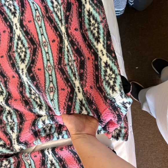 Heathmoor Pink and Black Patterned Zip-Up Sweater - Picture 7 of 8